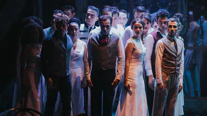 Savaş ve Barış Moskova’da Türkçe sahnelenecek! Festival açılışında bir ilk