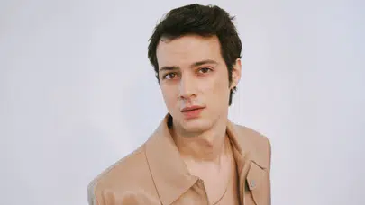 Kızıl Goncalar'dan bomba transfer: Mert Yazıcıoğlu Kuruluş Osman dizisinde!