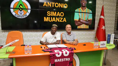 Alanyaspor, Adana Demirspor'dan Maestro'yu kadrosuna kattı