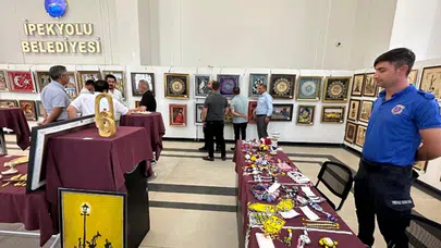 Van'da hükümlü ve tutukluların yaptığı 195 eser ziyarete açıldı