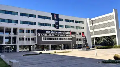 Antalya'da rüşvet operasyonu büyüyor: 3 kişi daha gözaltına alındı