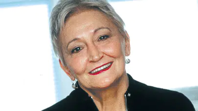 Pınar Kür hayatını kaybetti!