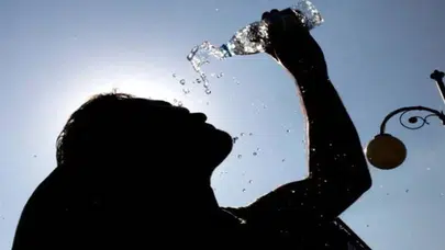 Sağlık Bakanlığı’ndan kritik sıcak hava uyarısı: Risk altındaki gruplar dikkat!
