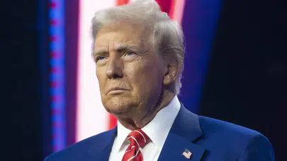 Donald Trump'tan Fransa'ya sert tepki: Macron'un sözlerinin bir ağırlığı yok!