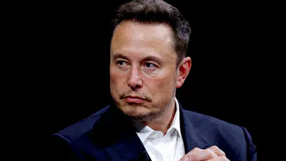 Elon Musk’tan Apple’a sert eleştiri: OpenAI’a kayırma iddiası