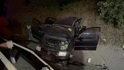 Eyüpsultan'da korkunç kaza! 2 araç çarpıştı: 1'i ağır 2 yaralı