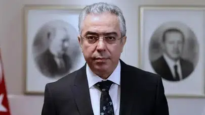 Mehmet Uçum kimdir?