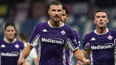 Edin Dzeko'dan uzatma anlarında kritik gol!