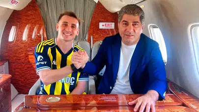 Kerem Aktürkoğlu, Fenerbahçe formasını giydi!