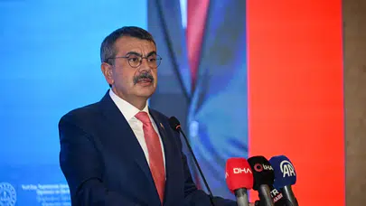 Bakan Tekin'den muhalefete: Bugün de eleştiriyorlar