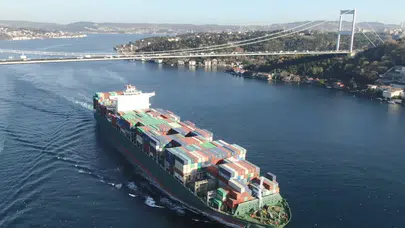 Türk boğazlarında yoğun trafik: Yılın ilk yarısında 41 bin gemi geçiş yaptı!