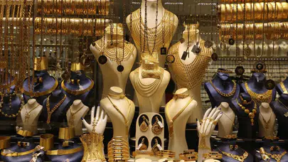 11 Ağustos canlı altın fiyatları: Gram, çeyrek, yarım altın ne kadar oldu?