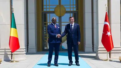 Cumhurbaşkanı Yardımcısı Yılmaz, Kongo Başbakanı Makosso ile görüştü