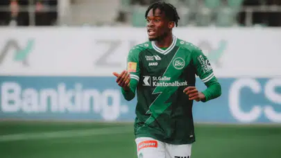 Fenerbahçe'nin yeni transferi Dorgeles Nene, İstanbul'a geldi