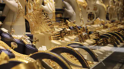 8 Ağustos altın fiyatları canlı: Bugün gram, çeyrek, yarım altın kaç TL?