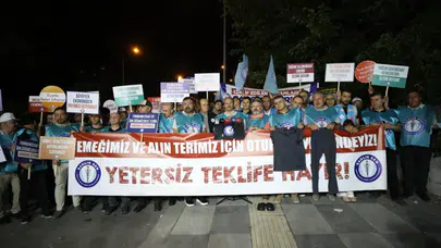 Sağlık-Sen, 81 ilde oturma eylemi düzenledi! 'Yetersiz teklife hayır'