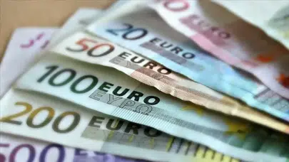 21 Ağustos Perşembe dolar ve euro kaç TL oldu?