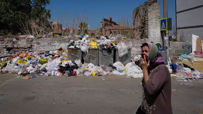 İzmir'de belediyeye çöp ve kötü koku tepkisi: Sokaklarımız leş gibi kokuyor!