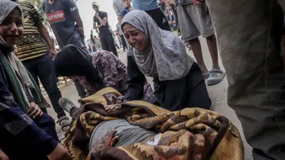 Gazze açlık ve bombardıman kıskacında