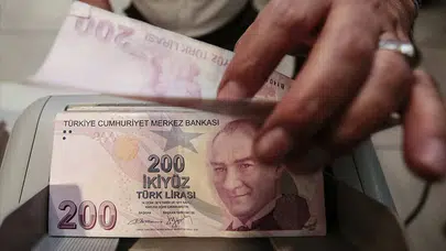 Kamu işçisi beklediği zammı aldı!