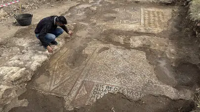 Roma dönemine ait mozaik bulundu