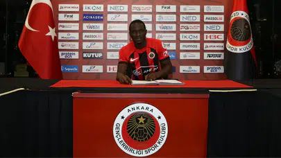 Gençlerbirliği, Malili futbolcu Adama Traore'yi transfer etti