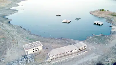 Kuraklık barajları boşalttı: Yozgat’ta eski okullar, evler ve mezarlıklar ortaya çıktı