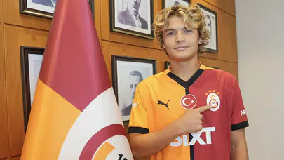 Efe Akman, Avrupa yolcusu!