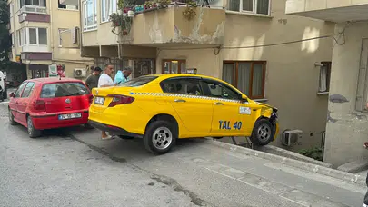 Küçükçekmece'de korkutan kaza