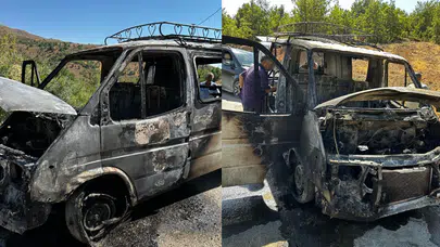 Elazığ'da yanan minibüs kül oldu!