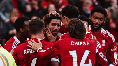 Liverpool, Arsenal karşısında 3 puanı tek golle aldı