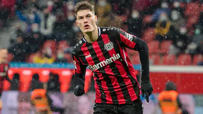 Beşiktaş ile adı anılan Patrik Schick'ten 5 yıllık imza