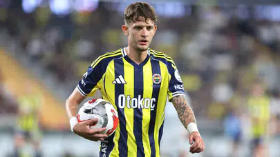 Mourinho’nun prensi Szymanski, Benfica maçında döküldü