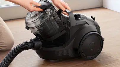 Elektrik süpürgeniz az mı çekiyor? Bu yöntemle ilk günkü gibi olacak!