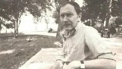 Türk Edebiyatının önemli şairlerinden biri: Turgut Uyar kimdir?