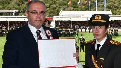 15 Temmuz kahramanı Ömer Halisdemir’in kızı Elif Nur teğmen oldu