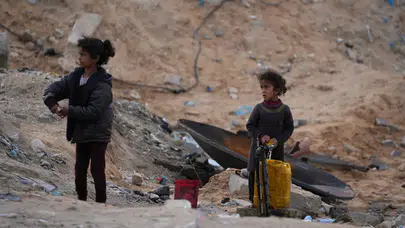 İsrail, Gazze’ye kısmi mal girişine izin verdi