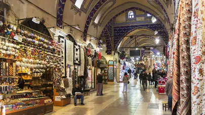 Kapalıçarşı’da kaçakçılık operasyonu: 40 kişi gözaltına alındı!