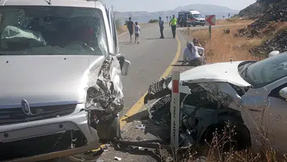 Elazığ’da feci kaza! Otomobil ile ticari araç çarpıştı: 6 yaralı