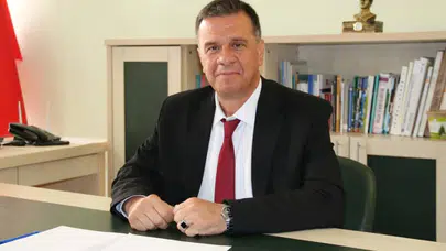 Malik Ercan kimdir, hangi partiden? Yenipazar Belediyesi AK Parti’ye mi geçti?