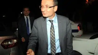 Erdal Öner kimdir? Erdal Öner neden istifa etti?