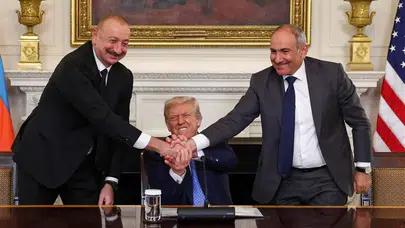 Aliyev ve Paşinyan tarihi imzaları attı: İran, Zengezur Koridoru için alarmda