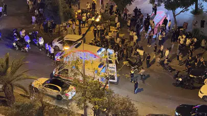 Adana'da 2 polis memuru kazada yaralandı