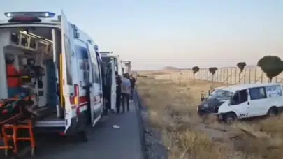 Van'da minibüs takla attı: 2 ölü, 3 yaralı!