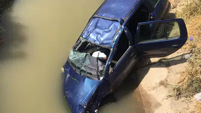 Bitlis Ahlat’ta otomobil su kanalına düştü: 1 ölü, 2 yaralı