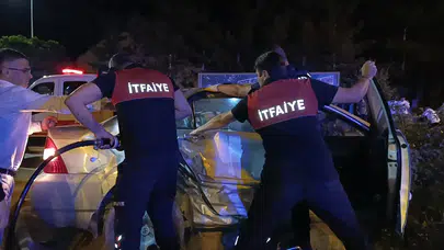 Sivas Şarkışla’da iki otomobil çarpıştı: 8 kişi yaralandı