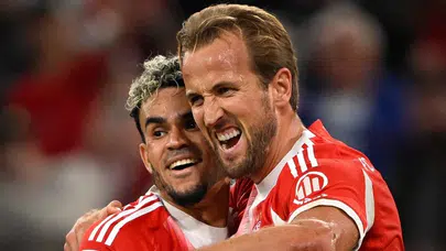 Bayern Münih, Leipzig'i 6-0 mağlup etti