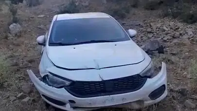 Bingöl'de feci kaza! Otomobil şarampole yuvarlandı: 6 kişi yaralandı!