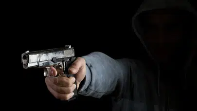 Fethiye'de dehşet! Önce arkadaşını sonra kendisini vurdu