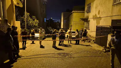 Büyükçekmece’de 2 bina boşaltıldı